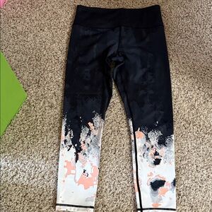 ZYIA Black and Pink Splash Leggings NWOT